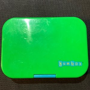 Gently used Yumbox (bento box)
